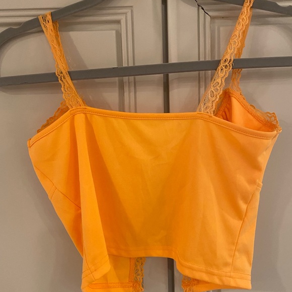 Amazon Top - Picture 2 of 2